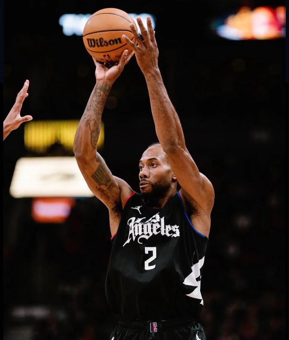 快船队大胜对手,展示出色团队协作 快船队大胜对手,展示出色团队协作