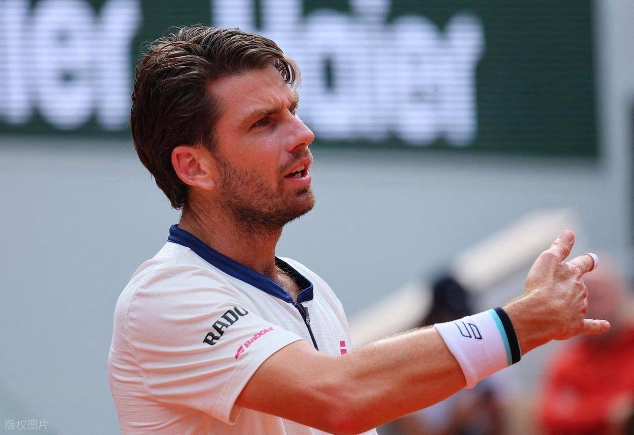 法国射箭选手表现出色,成功晋级八强 法国射箭选手表现出色,成功晋级八强