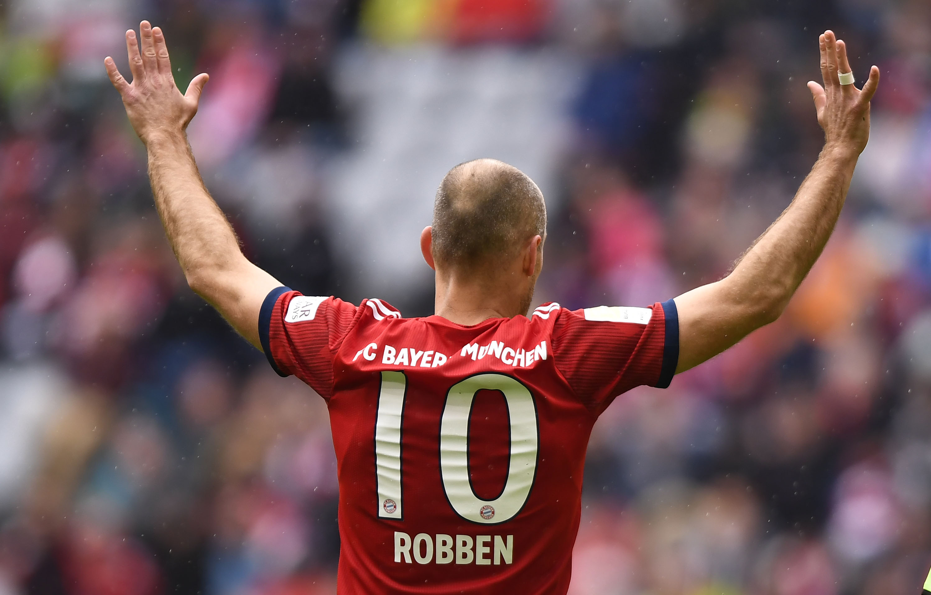 汉诺威队在比赛中斩获胜利步步升级 汉诺威队在比赛中斩获胜利步步升级