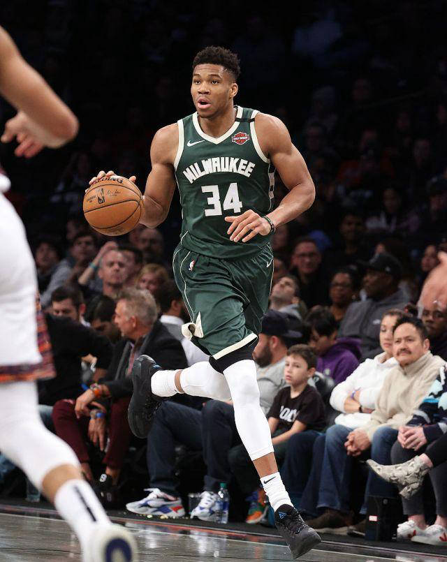 雄鹿再胜马刺,稳固东部第一地位的简单介绍 雄鹿再胜马刺,稳固东部第一地位的简单介绍