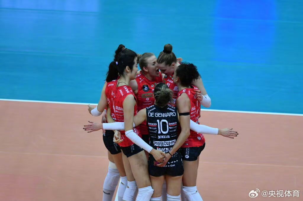 阿根廷女排队晋级四强,实力强劲 阿根廷女排队晋级四强,实力强劲