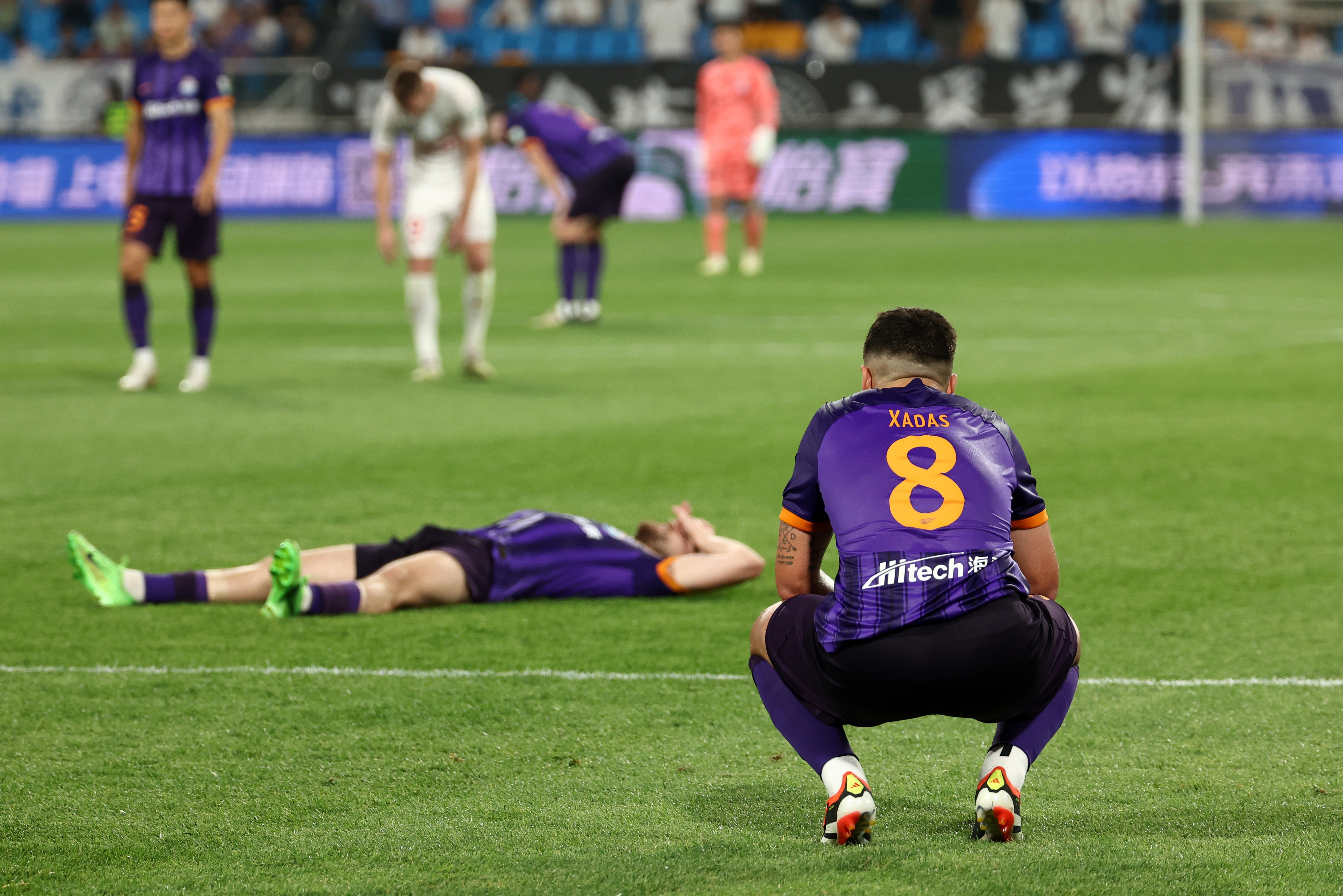 包含劲爆足球赛事吸引无数球迷狂热支持的词条 包含劲爆足球赛事吸引无数球迷狂热支持的词条