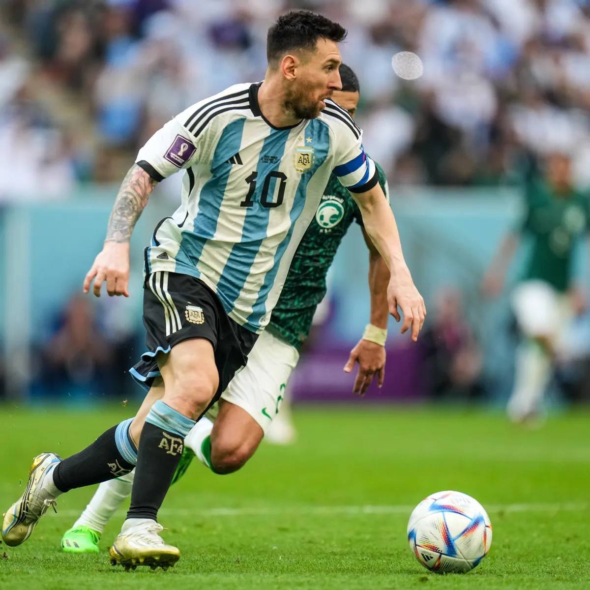 足球赛事中的精彩瞬间让人过目不忘 足球赛事中的精彩瞬间让人过目不忘