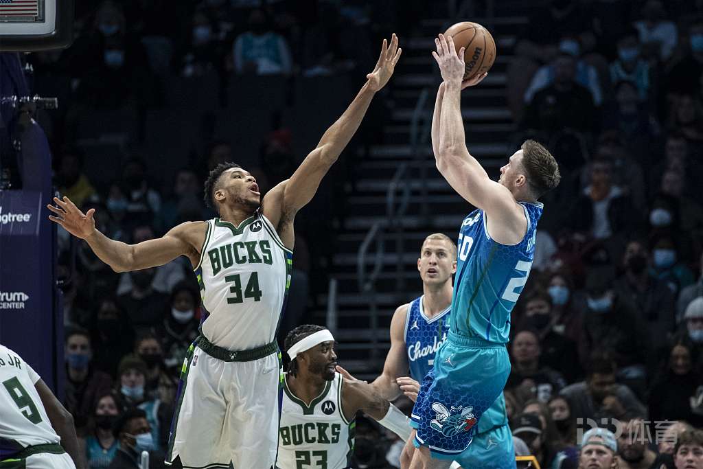 雄鹿不敌黄蜂,遭遇低谷的失利的简单介绍 雄鹿不敌黄蜂,遭遇低谷的失利的简单介绍