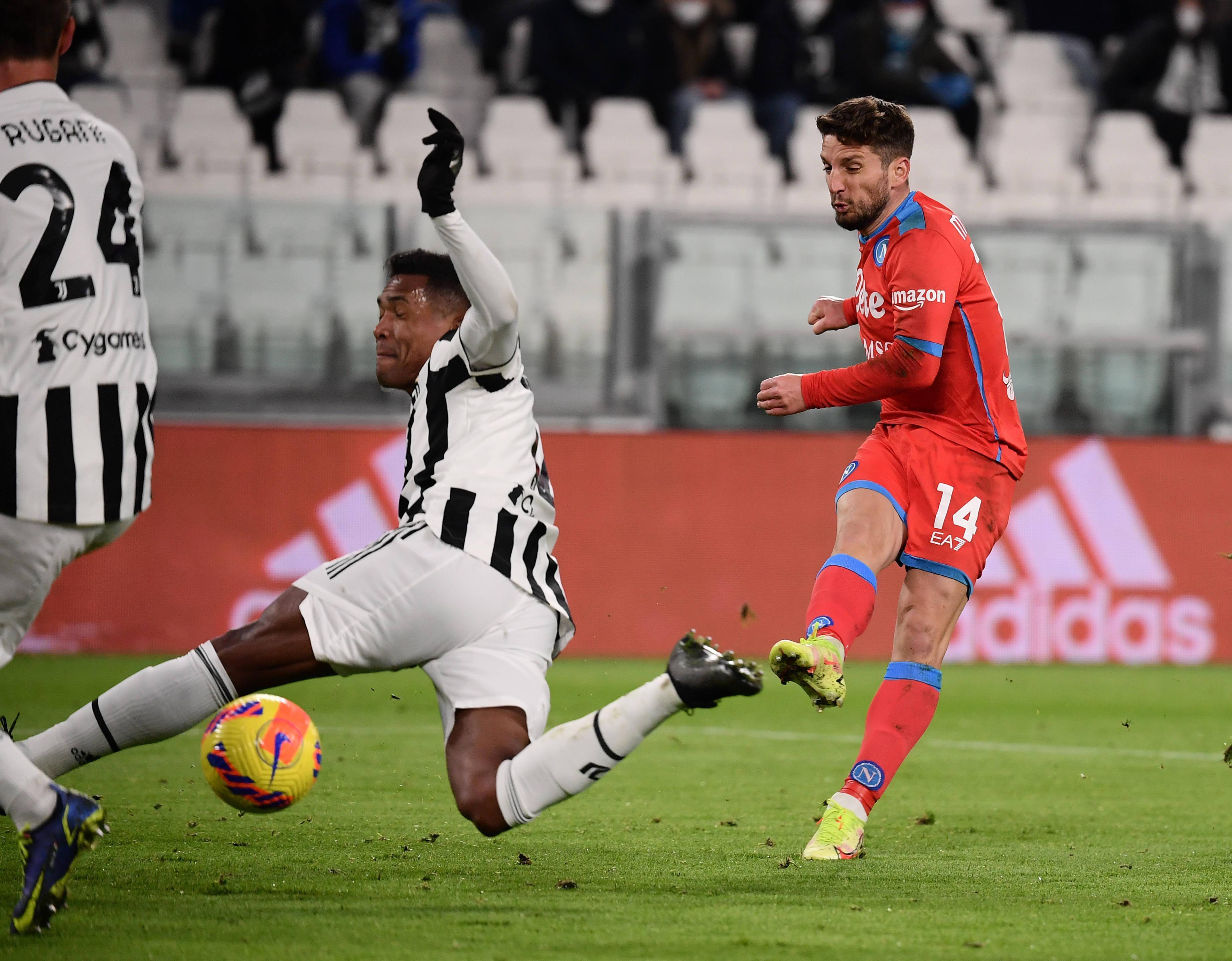 关于尤文图斯主场战平那不勒斯,积分持平的信息 关于尤文图斯主场战平那不勒斯,积分持平的信息