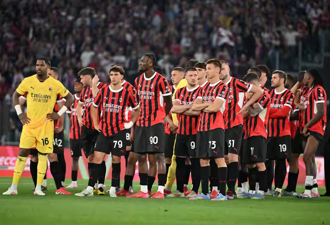 开云体育APP下载-意大利足球实力对决现场实况，球迷目不转睛的简单介绍