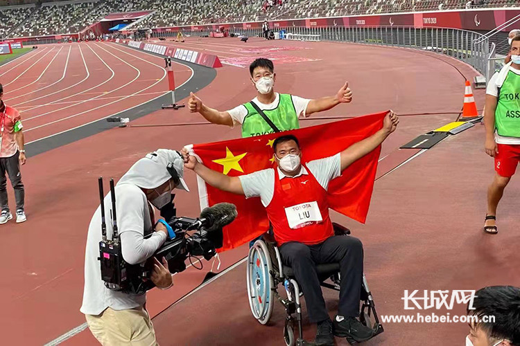 巴巴多斯运动员在田径比赛中夺冠的简单介绍 巴巴多斯运动员在田径比赛中夺冠的简单介绍