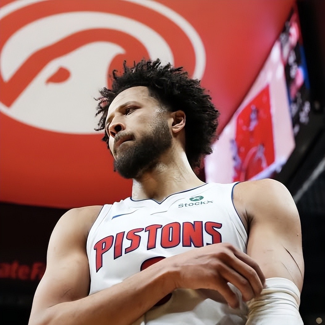 凯尔特人擒下活塞,逆转取胜 凯尔特人擒下活塞,逆转取胜