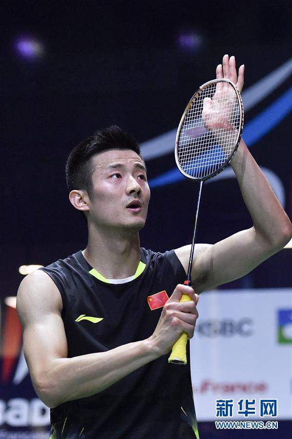 中国羽毛球队鏖战法国羽毛球队,谌龙高光表现 中国羽毛球队鏖战法国羽毛球队,谌龙高光表现