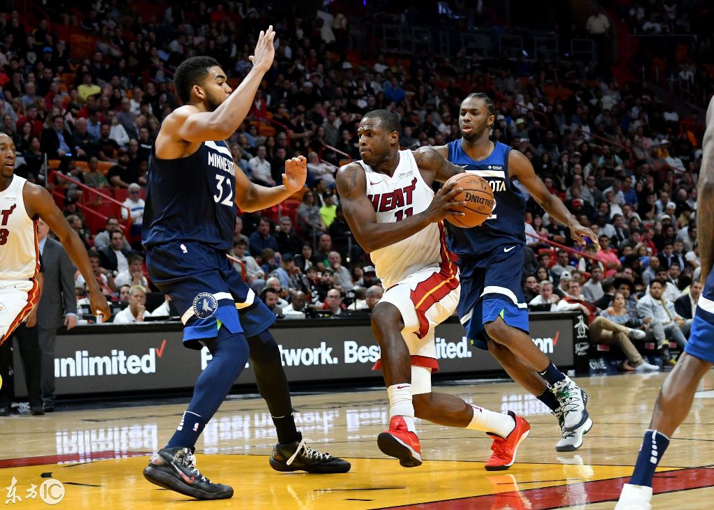 开云下载-爵士大胜魔术，康利得到30分