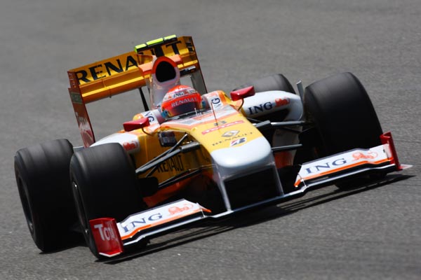 开云体育在线-索伯车队完胜威廉姆斯，阿隆索扛起全队