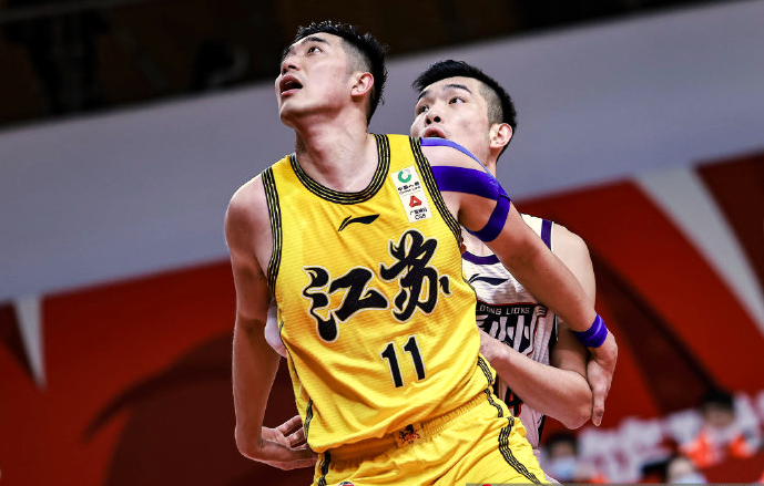 开云体育入口-广东队险胜江苏队，范弗利特扛起全队