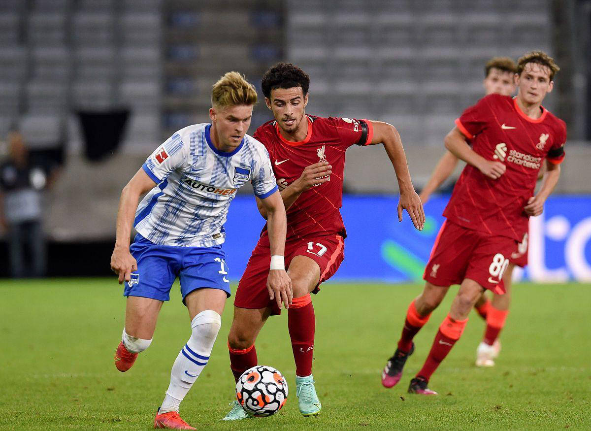 开云平台-柏林赫塔客场胜出，重回争夺欧战资格行列