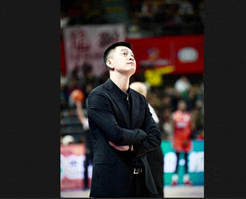 广州队轻取76人,赵继伟惊艳四座 广州队轻取76人,赵继伟惊艳四座