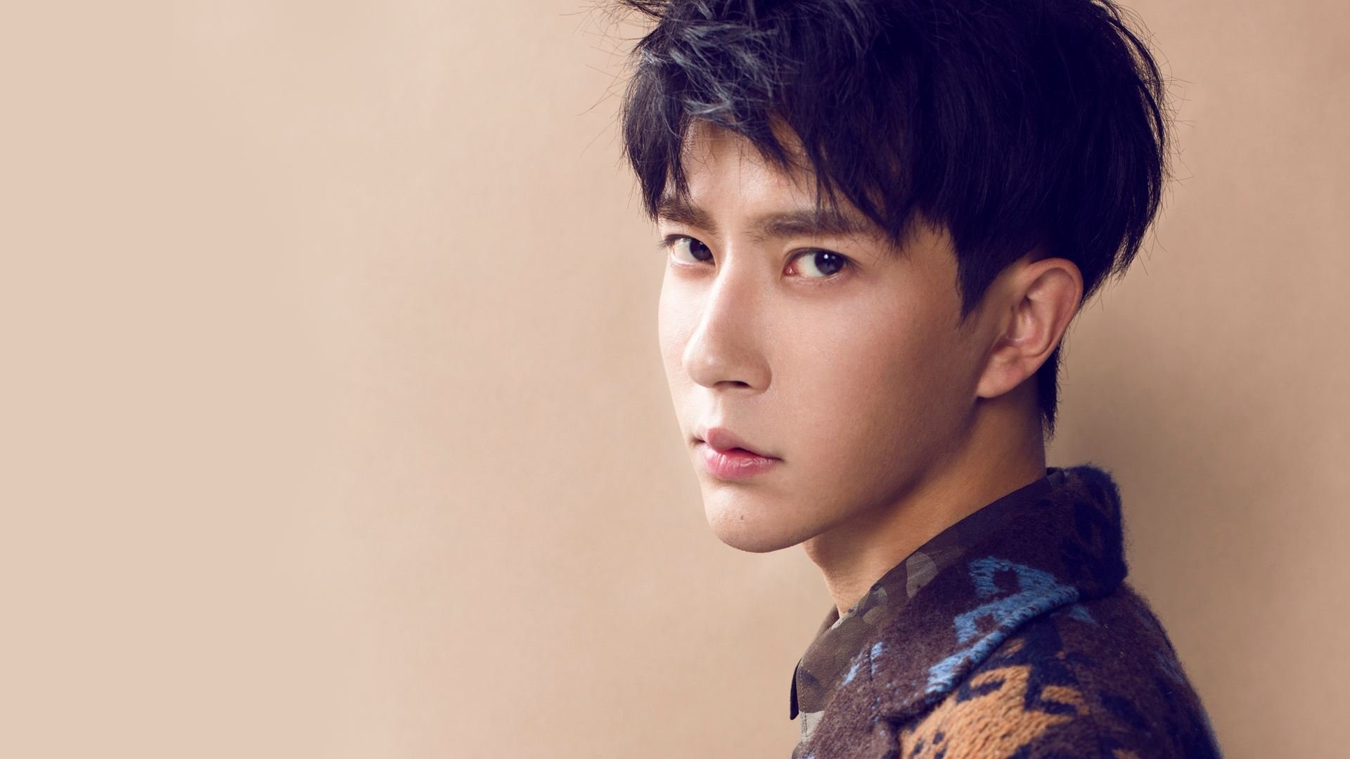 爵士强压雄鹿,利拉德狂砍44分全场最佳无争议