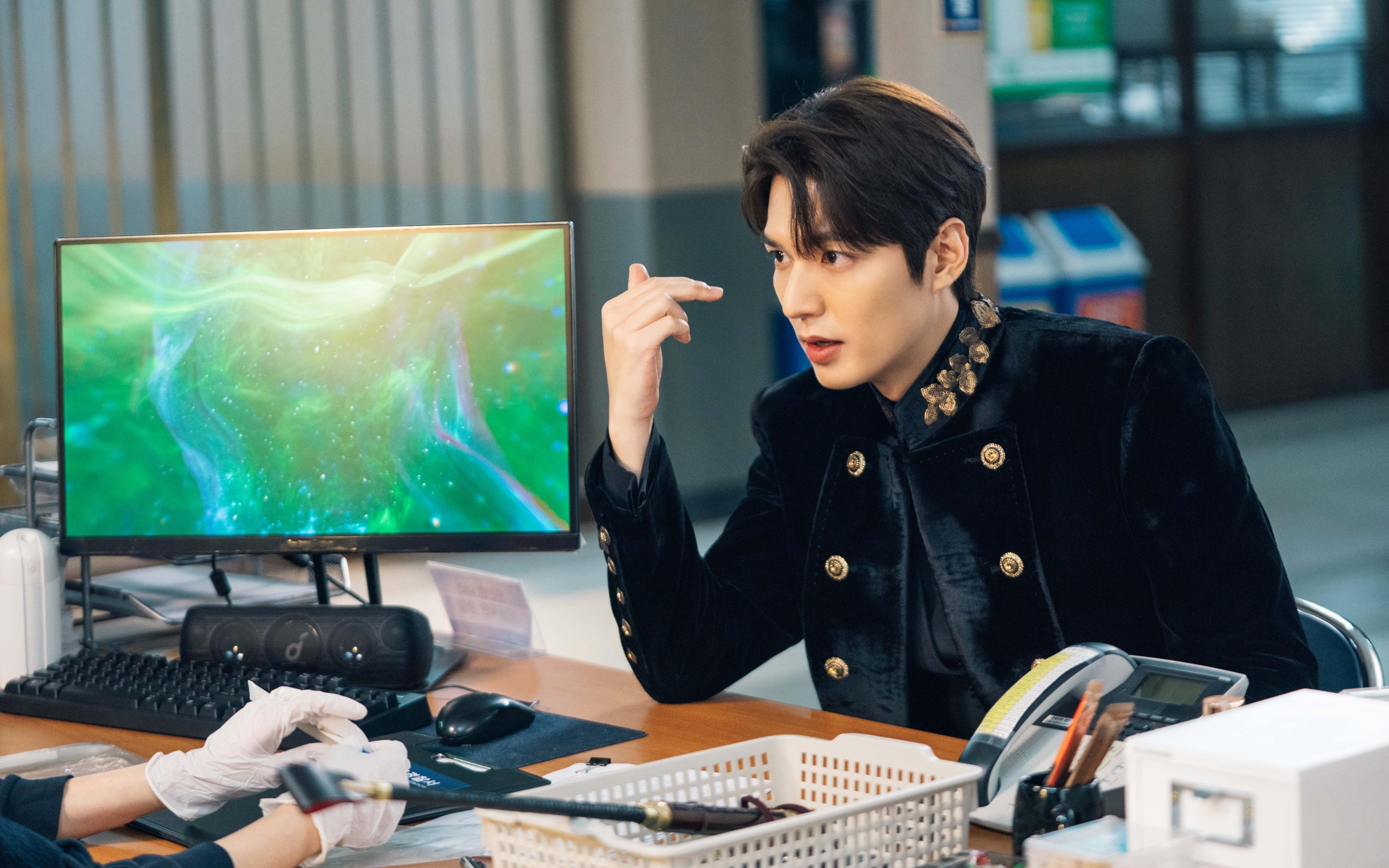 胜利的秩序，当国王掌控篮板，当利拉德时间在赛道降临