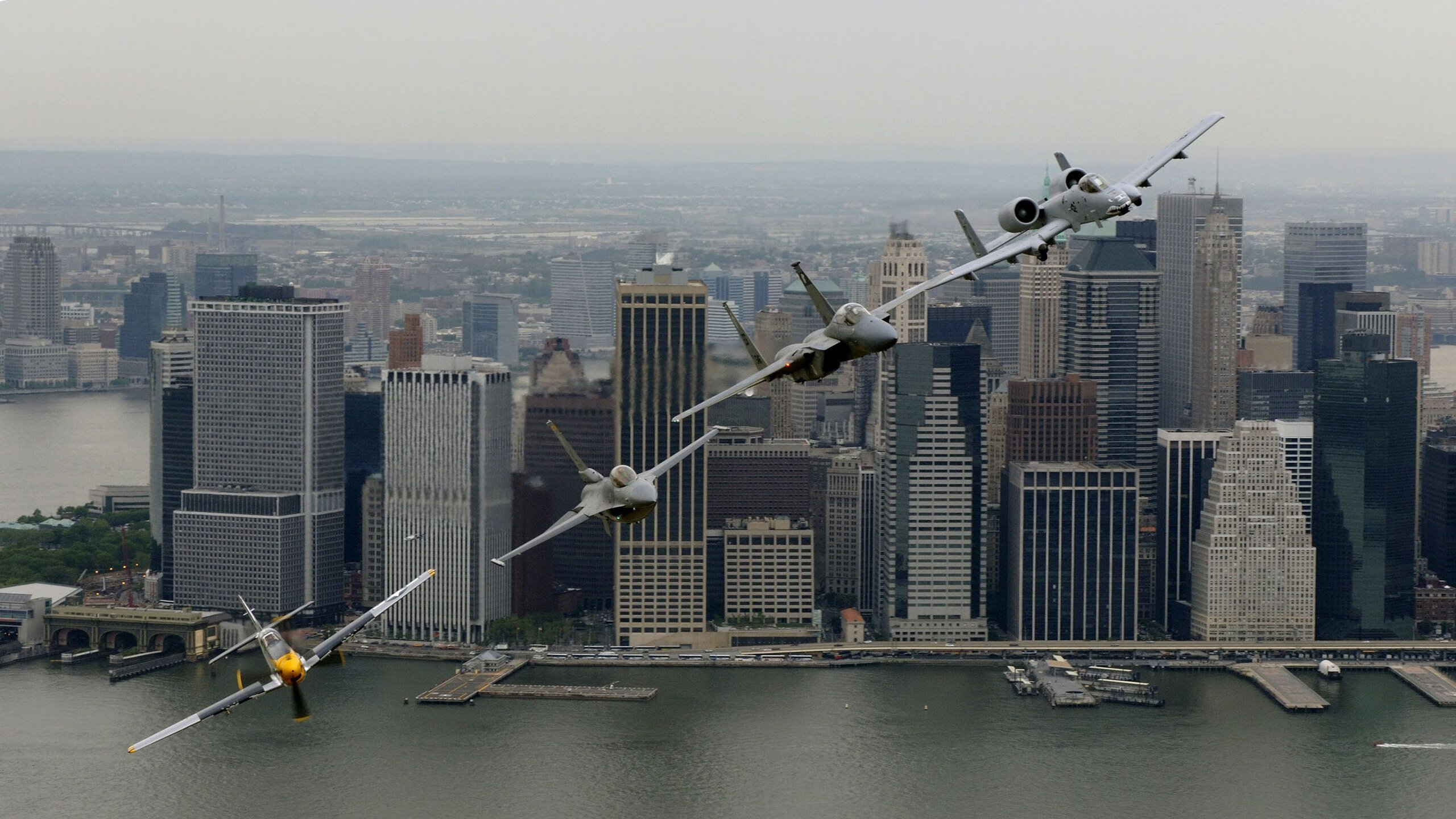 教科书级的掌控，赖斯在英超争冠之夜定义现代中场艺术