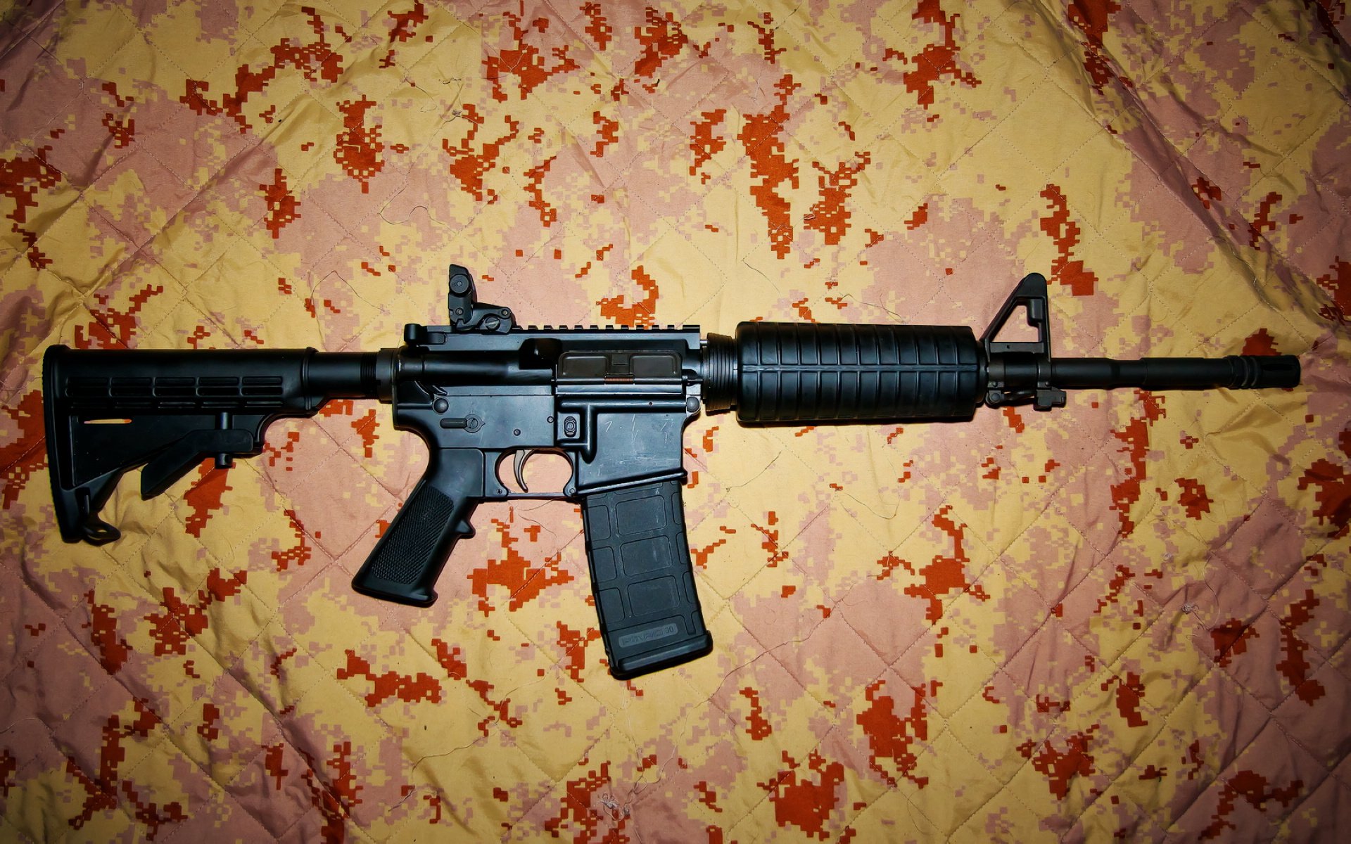 双城记,从法兰西之夜到赫尔辛基之晨—足球世界里弱者如何重写历史