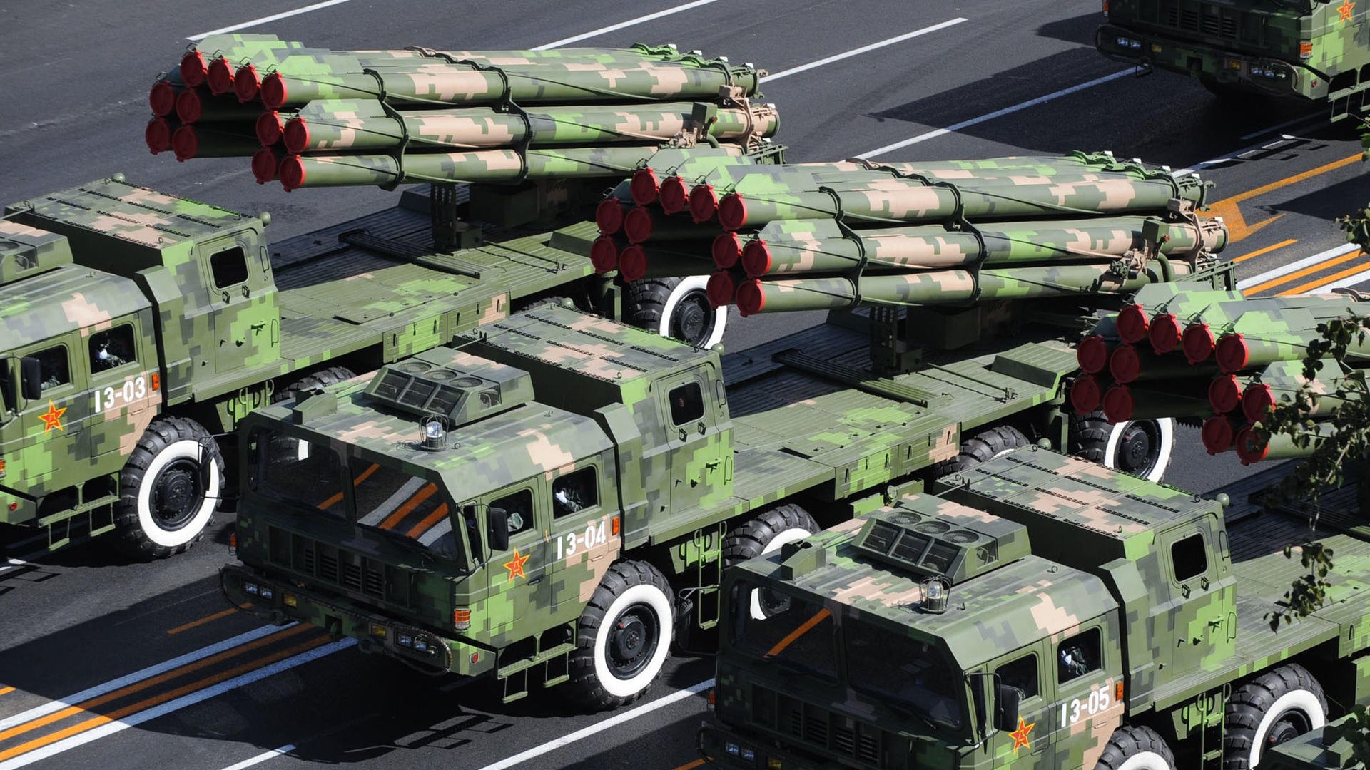 F1引擎的轰鸣中，奥斯梅恩冲破黑暗成为那不勒斯唯一的光