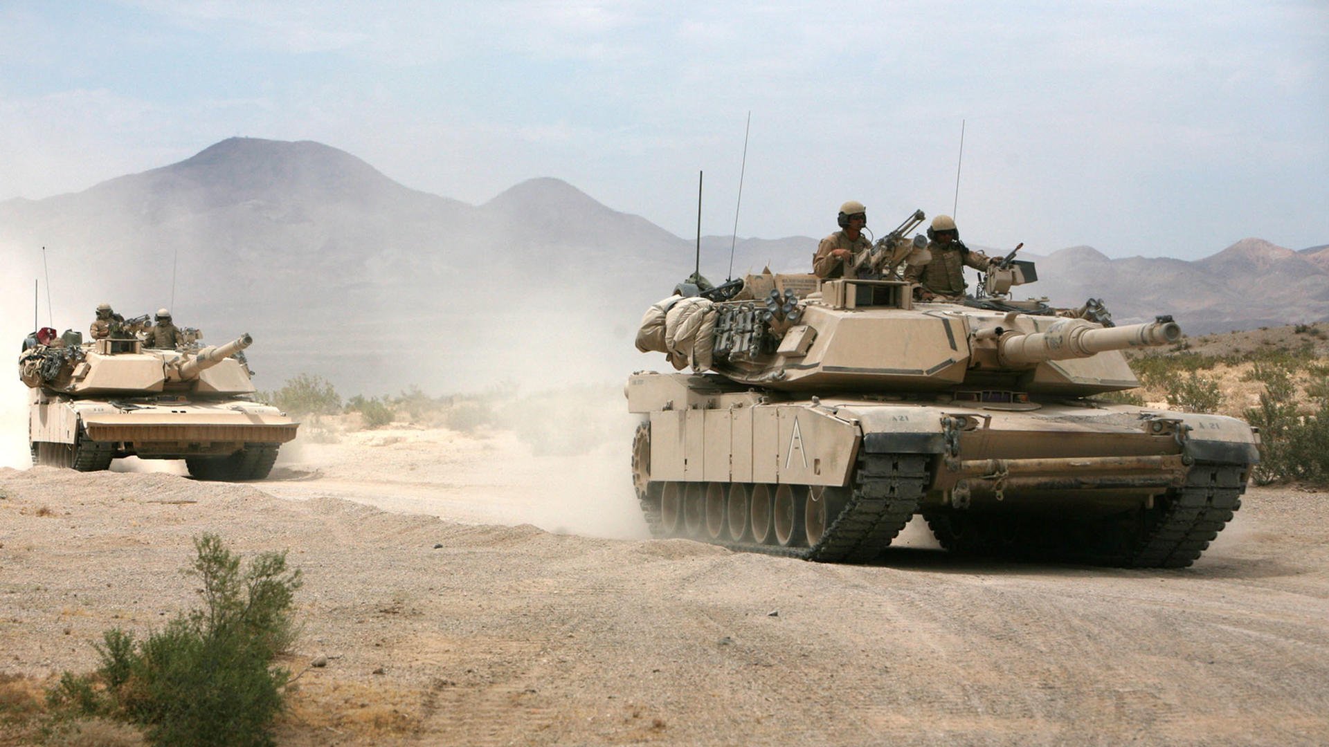 开云APP-骑士轻取灰熊背后，布克在重压下如何完成凤凰涅槃？