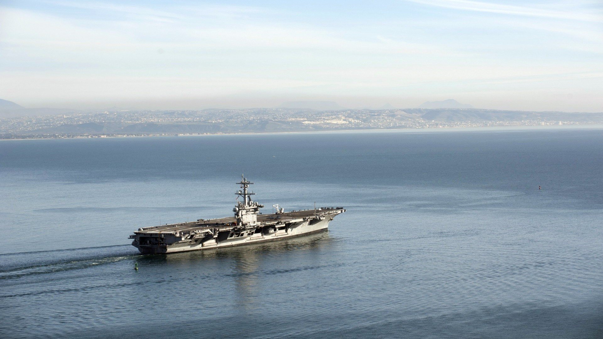 骑士轻取灰熊背后，布克在重压下如何完成凤凰涅槃？