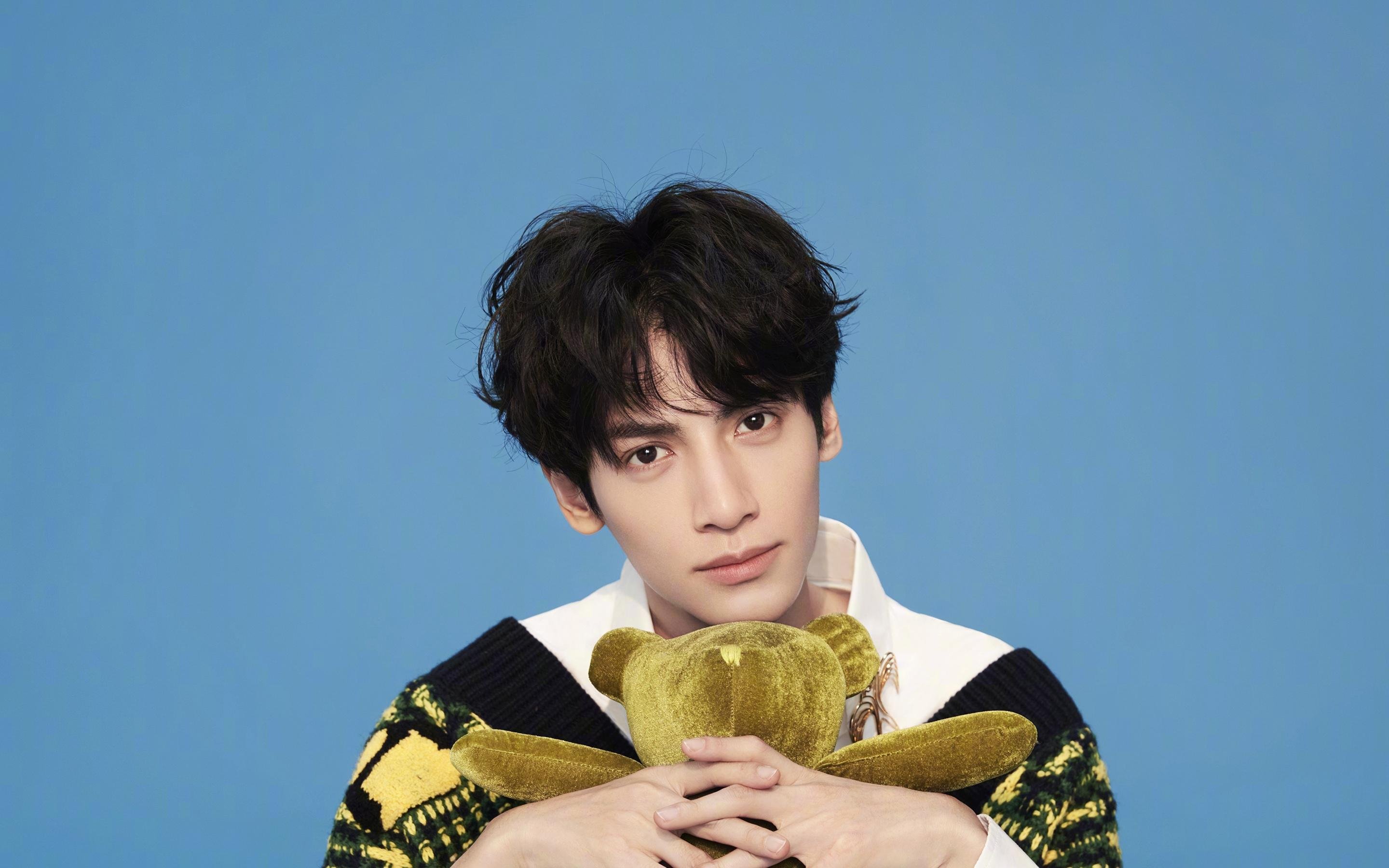 欧冠半决赛之夜，文班亚马刷新纪录，点燃篮球激情