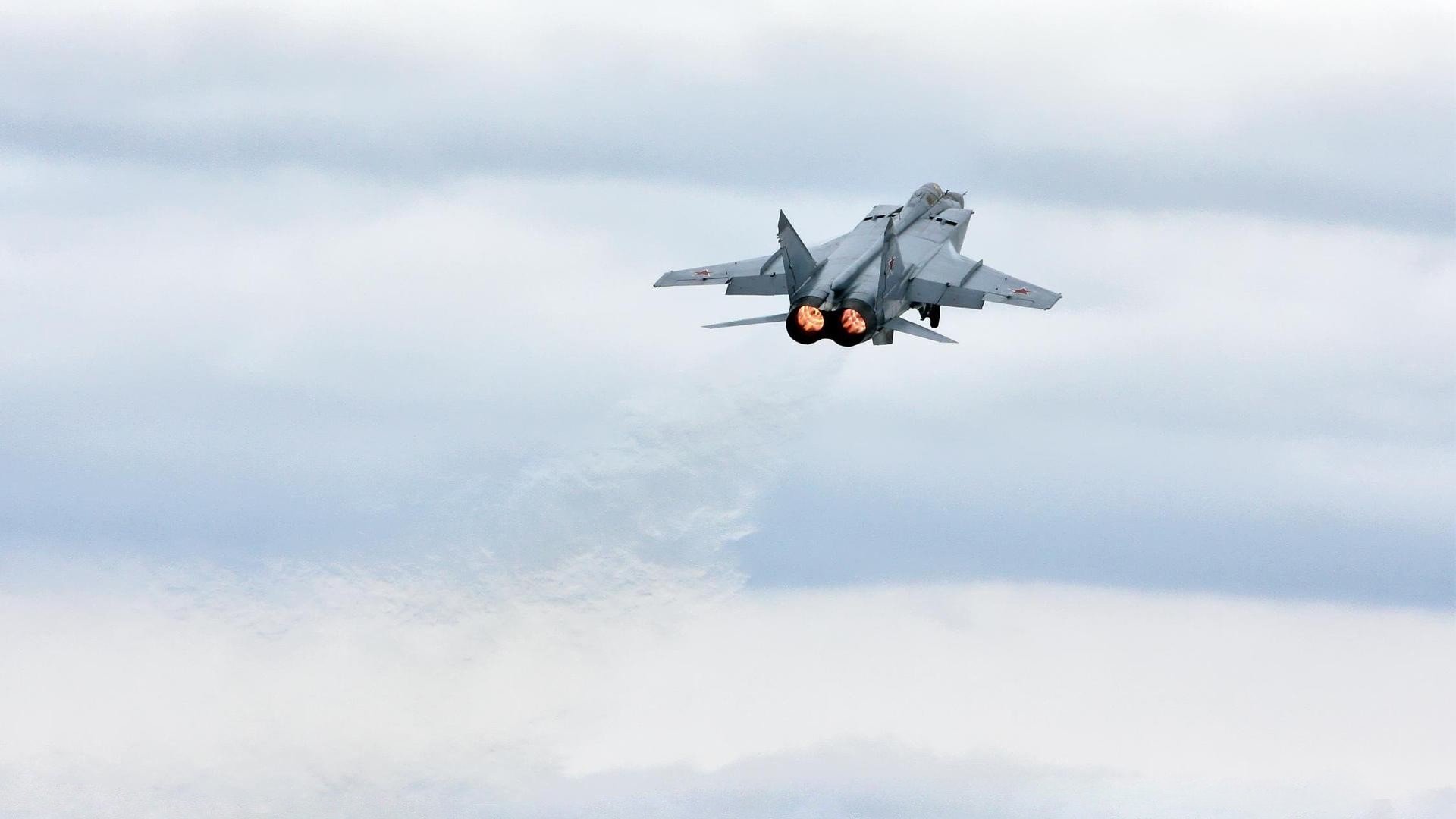 开云平台-全向掌控，拉文如何带领火箭从容打穿奇才