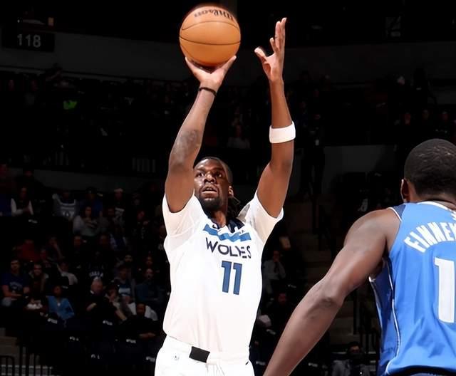 开云官网-热火正面击溃辽宁队，马克西成为关键先生